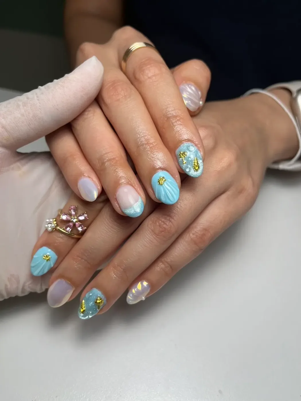 Ombre gel nail reference at Lashberry House Bangkok